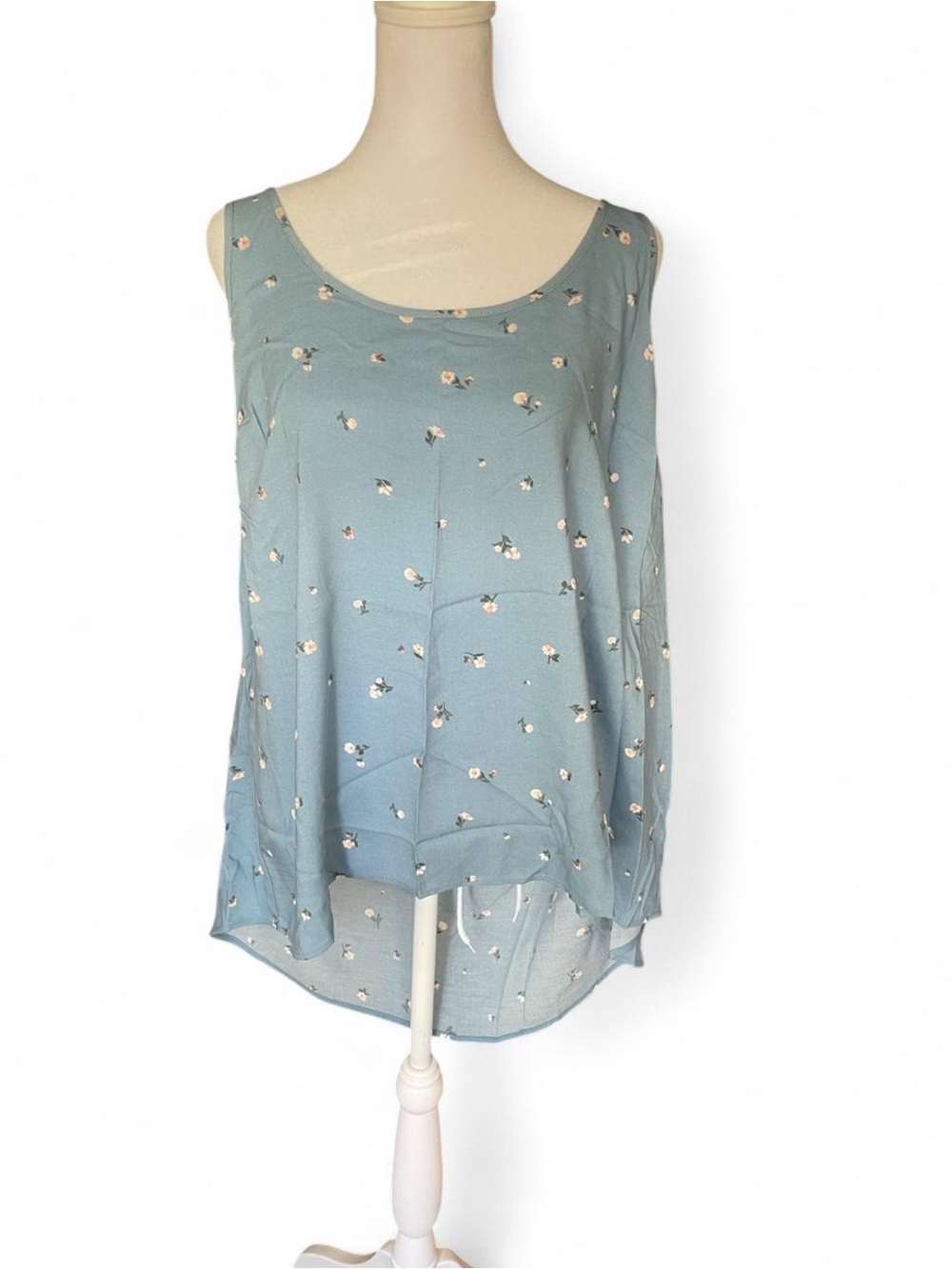 torrid Light Blue Floral Sleeveless Camisole